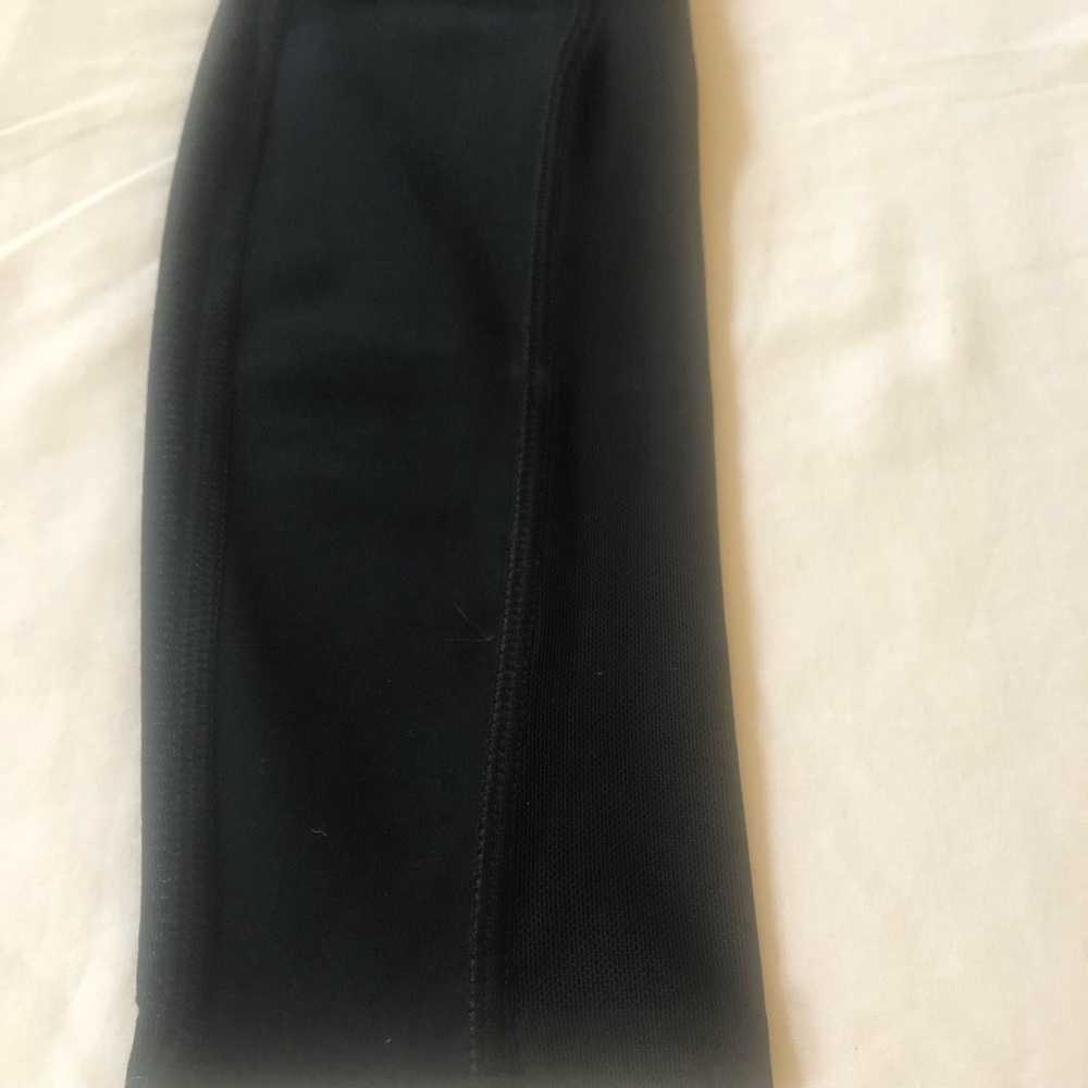 NWT Tavi Stash & Dash 7/8 tight black leggings Size XS - Picture 5 of 10